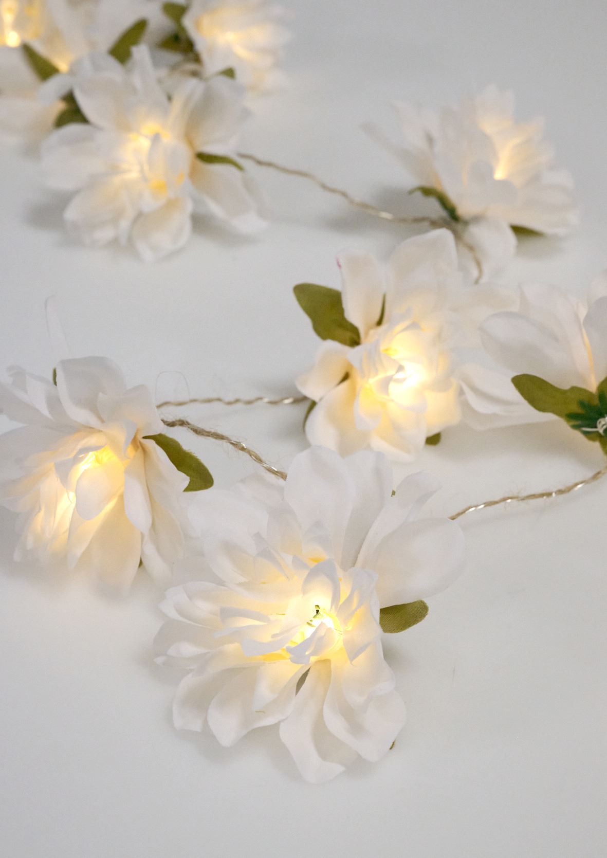 Led-tulukesed mitmevärviline/valge - 2