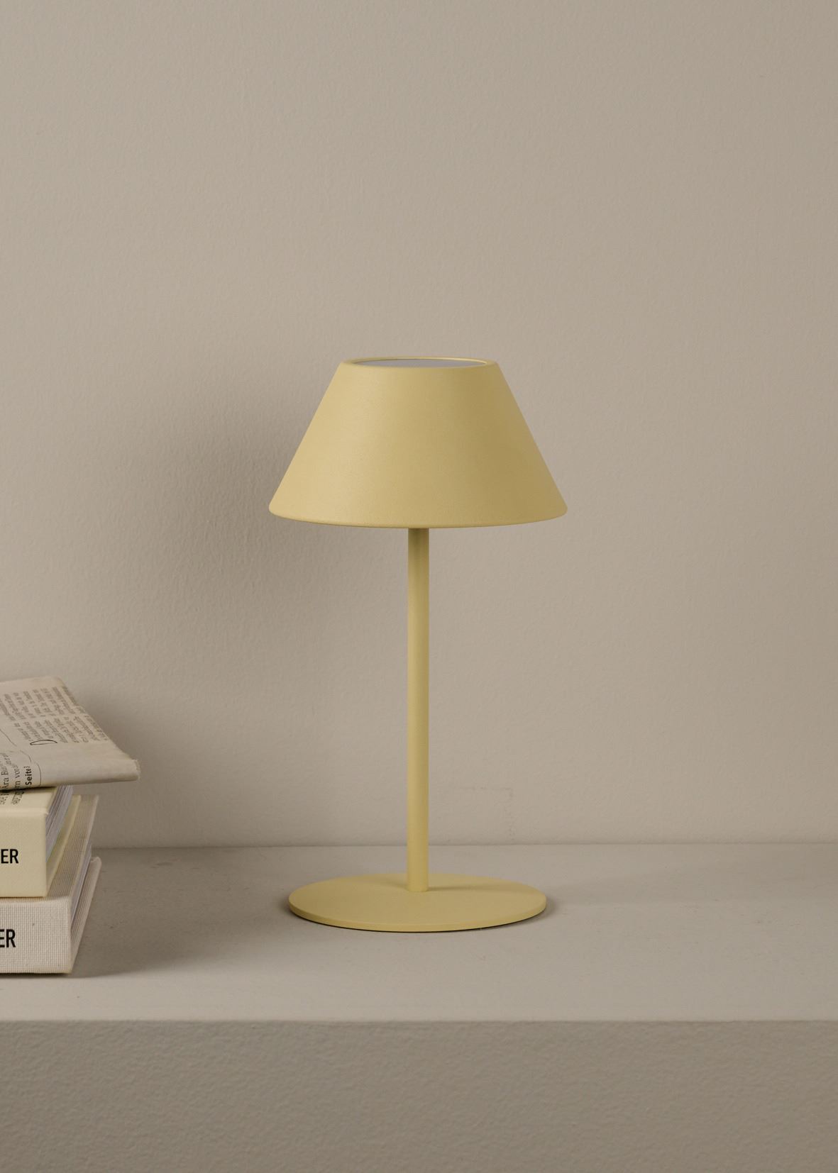 Led laualamp hele kollane - 2