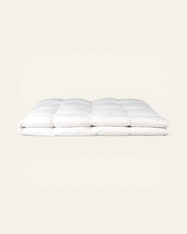 Keskmise soojusega udusuletekk valge - 150x210 cm valge - 1