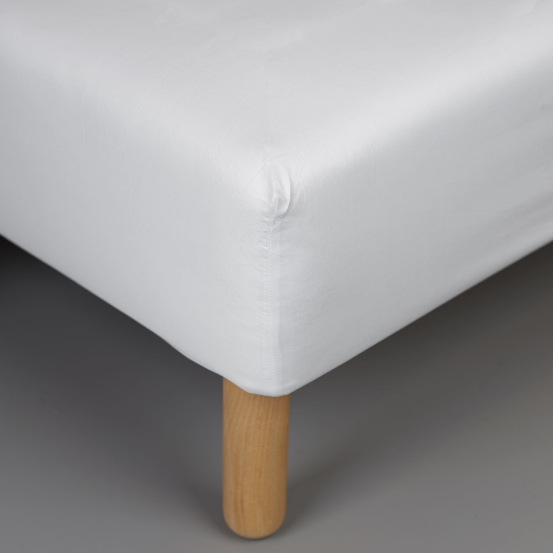 Voodilina kummiga valge - 160x200 cm valge - 1