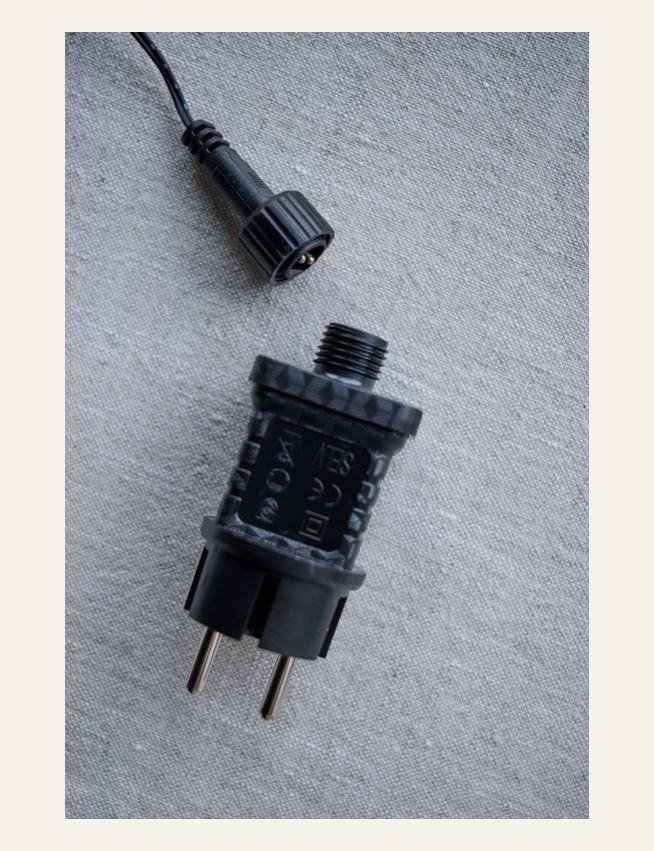 Led-tulukesed must - 3