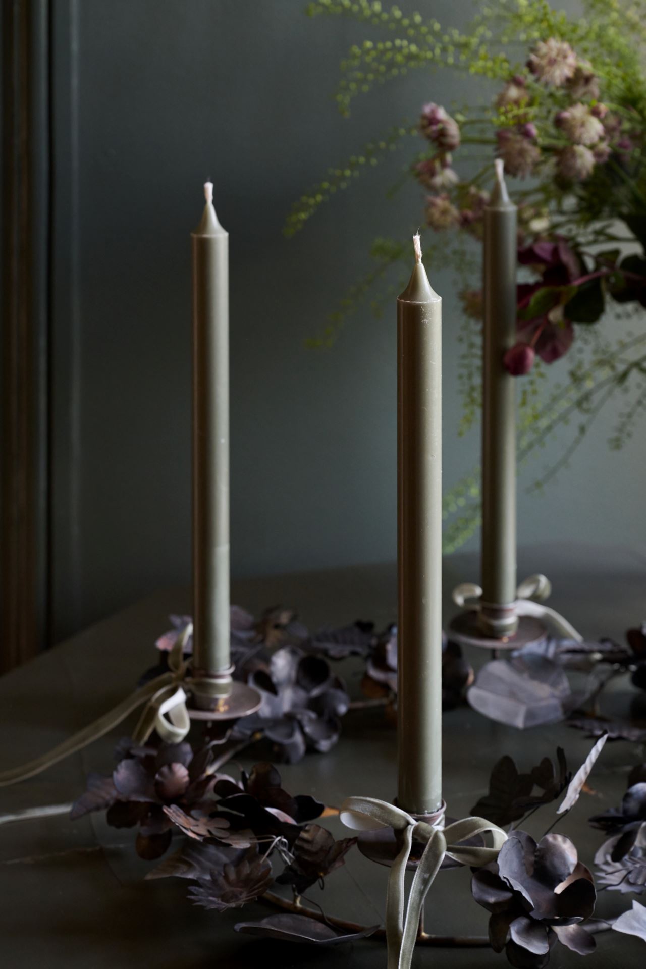 Krooniküünal hallikasroheline - 29 cm hallikasroheline - 1