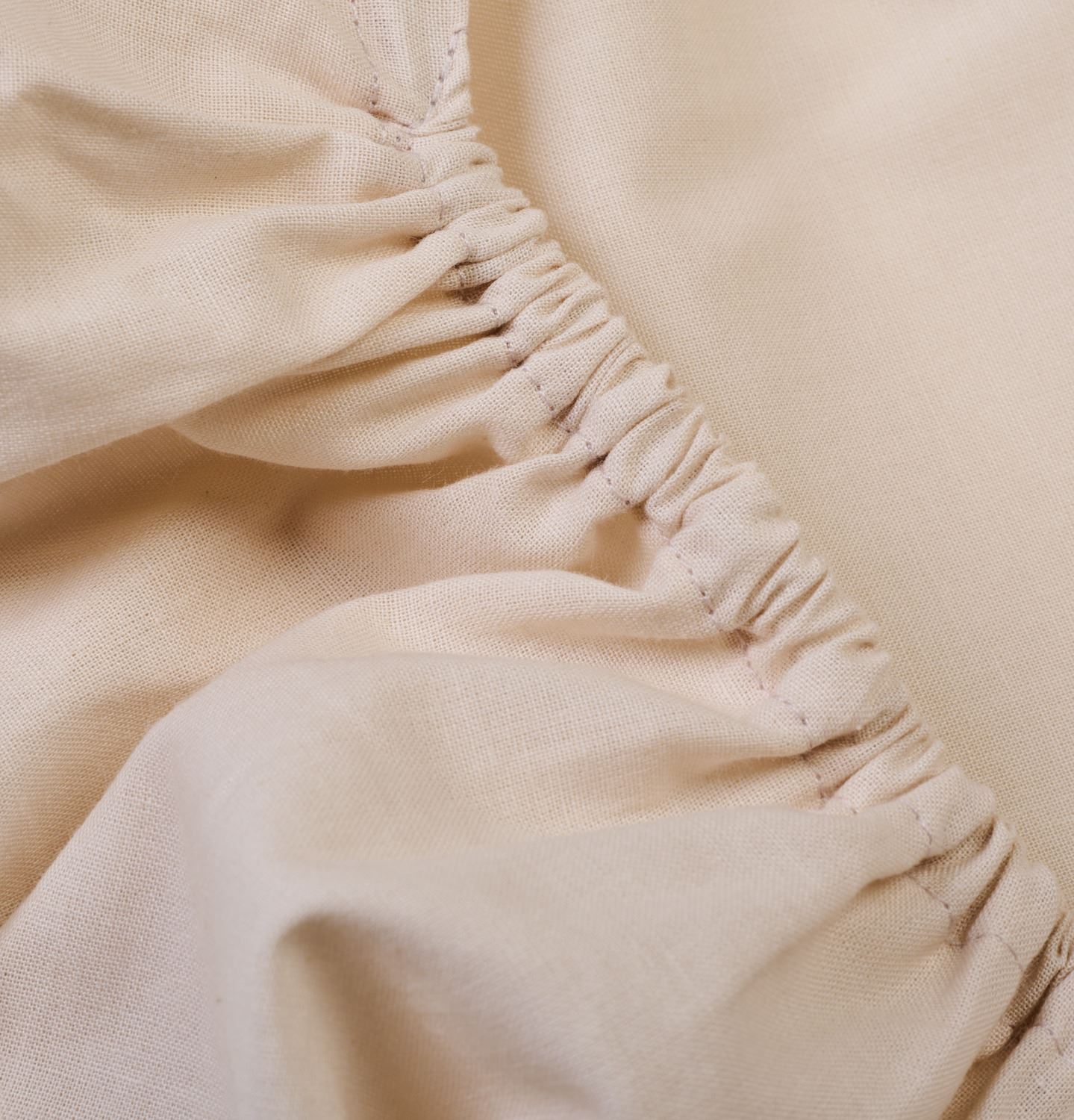 Voodilina kummiga sand - 2