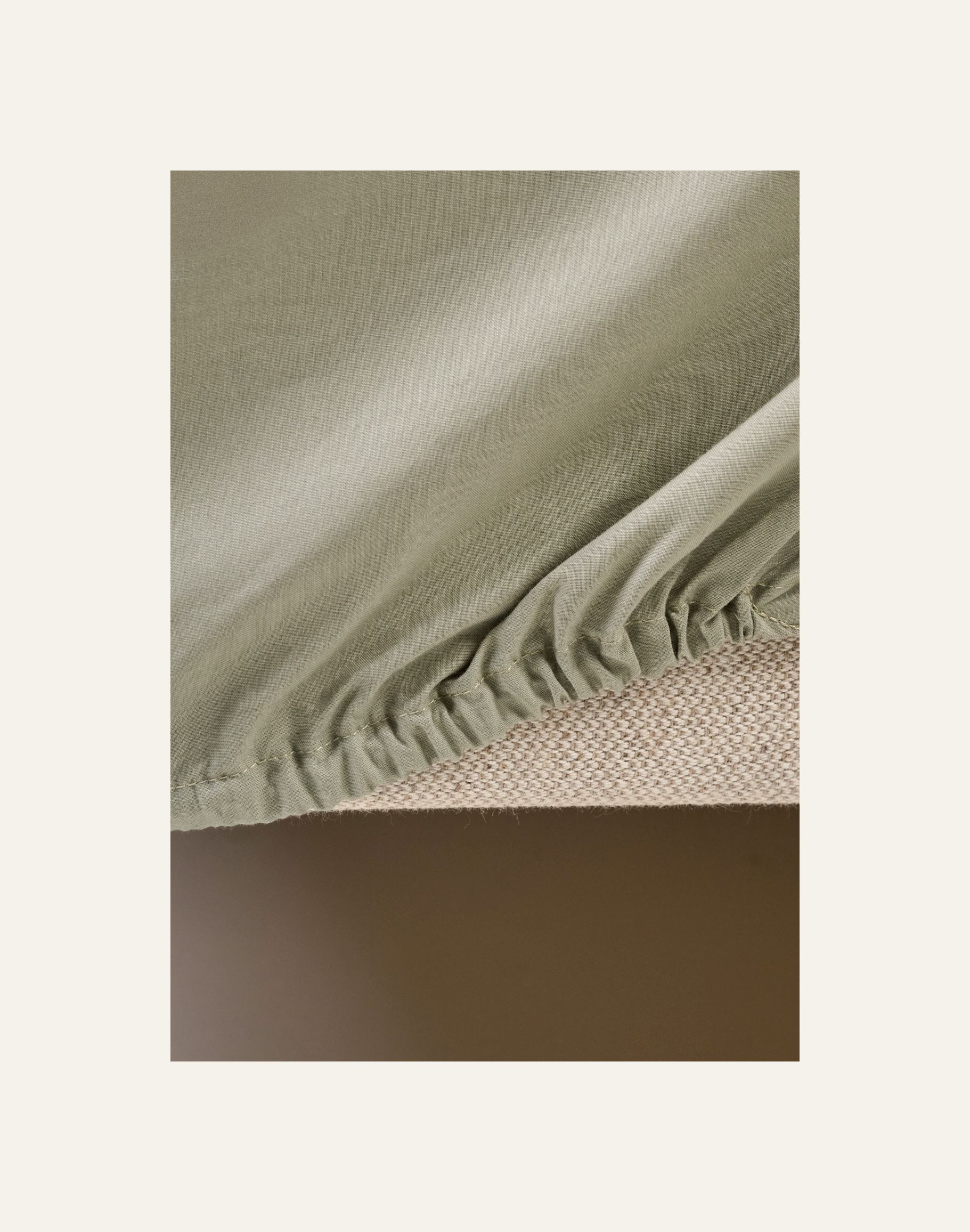 Voodilina kummiga heleroheline - 3