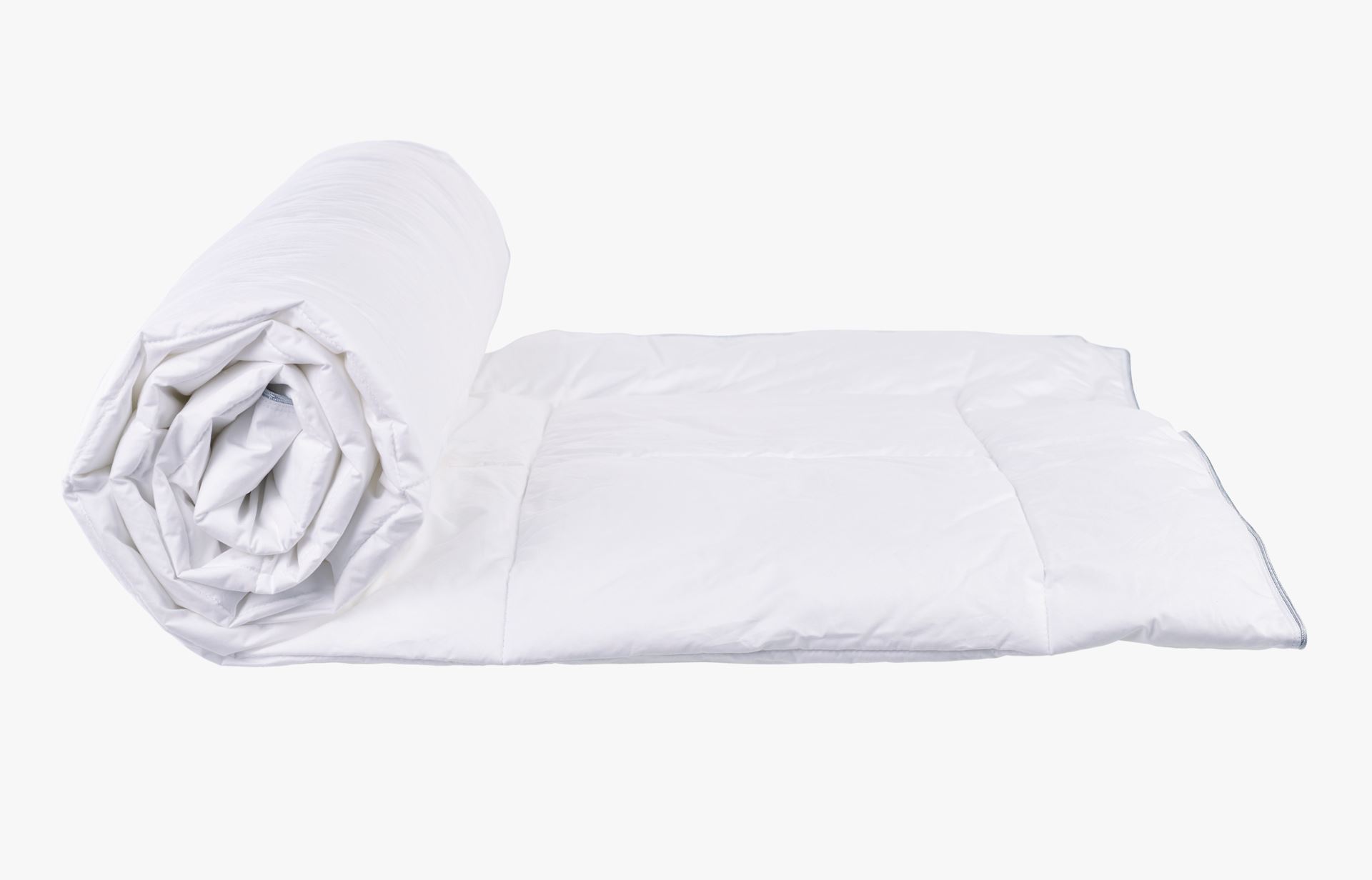 Jahe sünteetiline tekk valge - 150x210 cm valge - 1