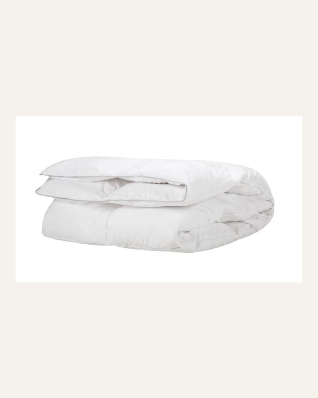 Keskmise soojusega udusuletekk valge - 230x220 cm valge - 1