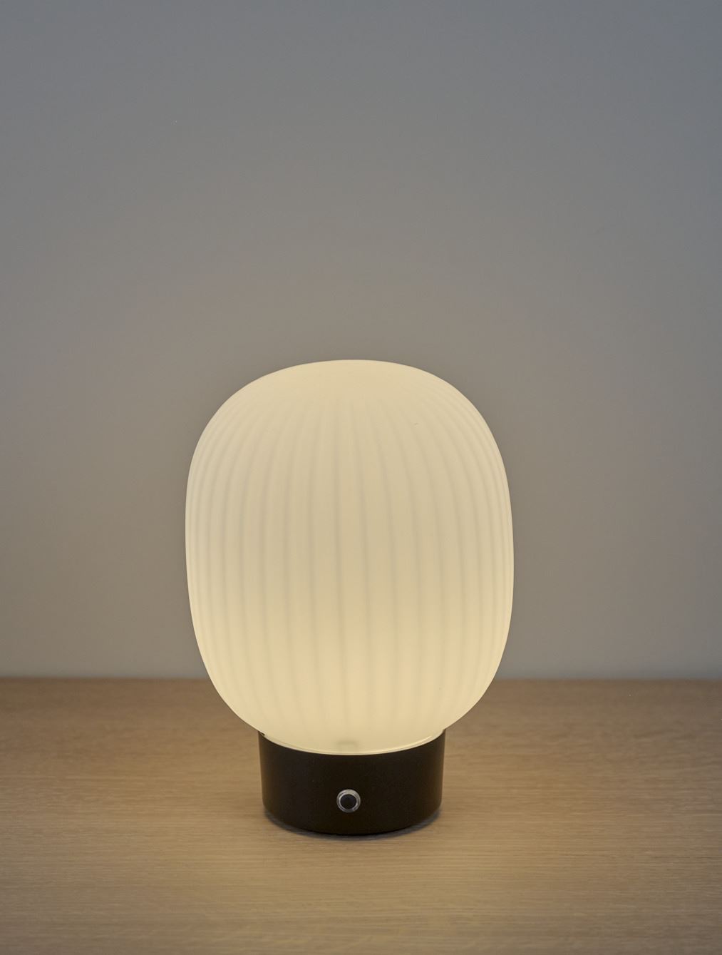 Led laualamp must - 2