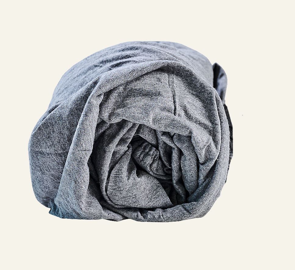 Voodilina kummiga hall - 5