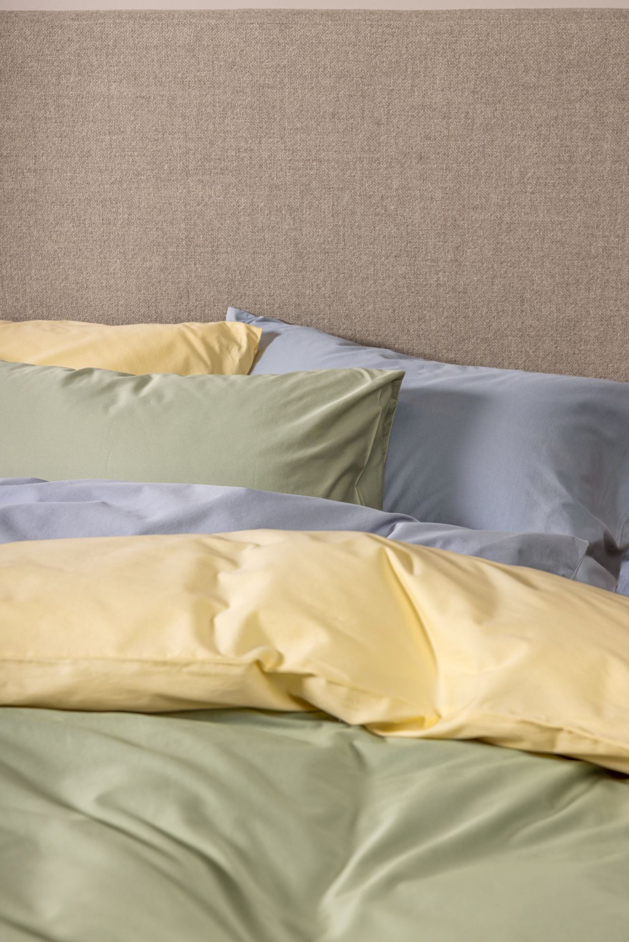 Voodipesukomplekt satiinpuuvillane sinakashall - 6