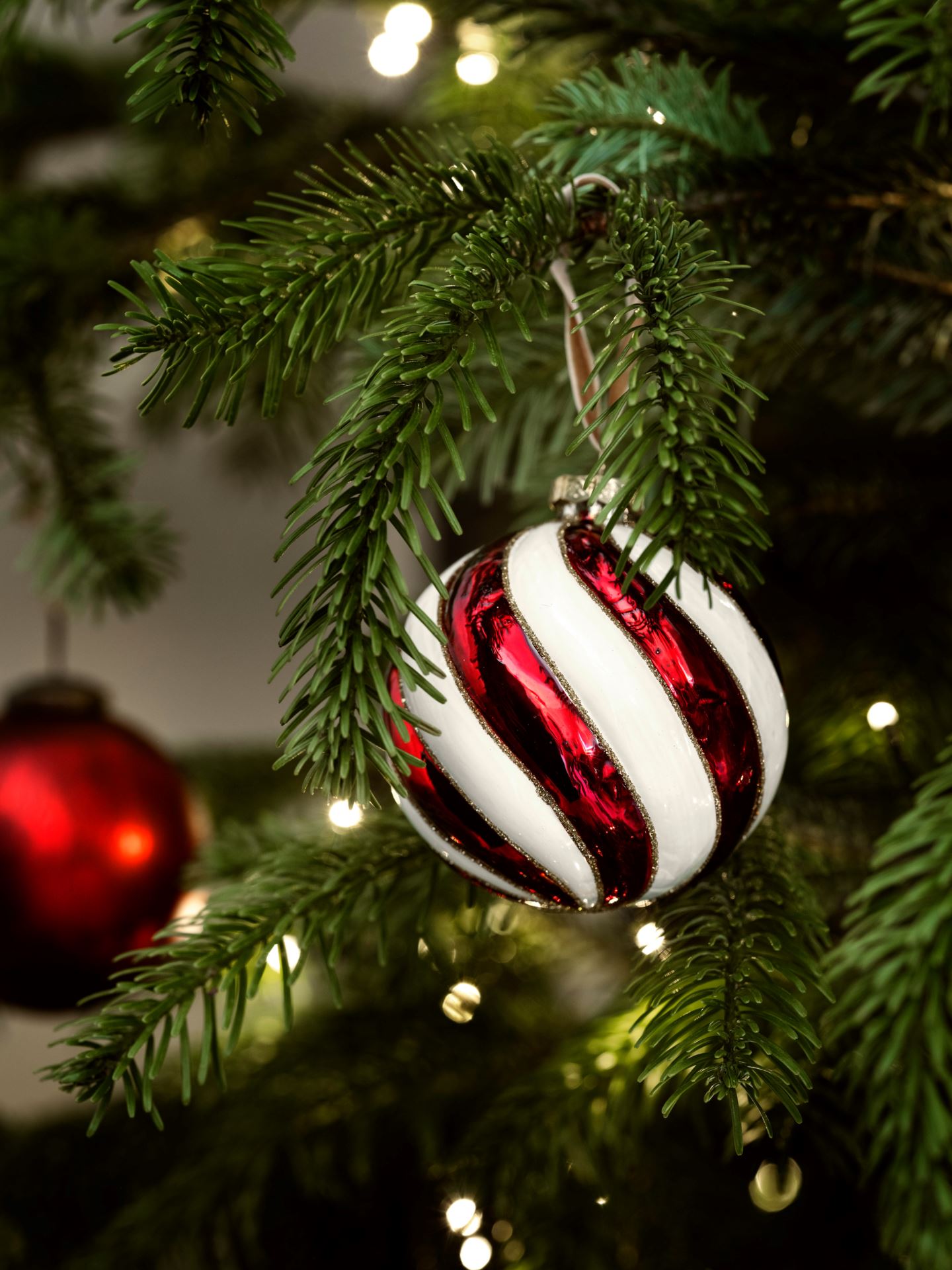 Kuuseehe mitmevärviline/punane - 10x10x10 cm mitmevärviline/punane - 1