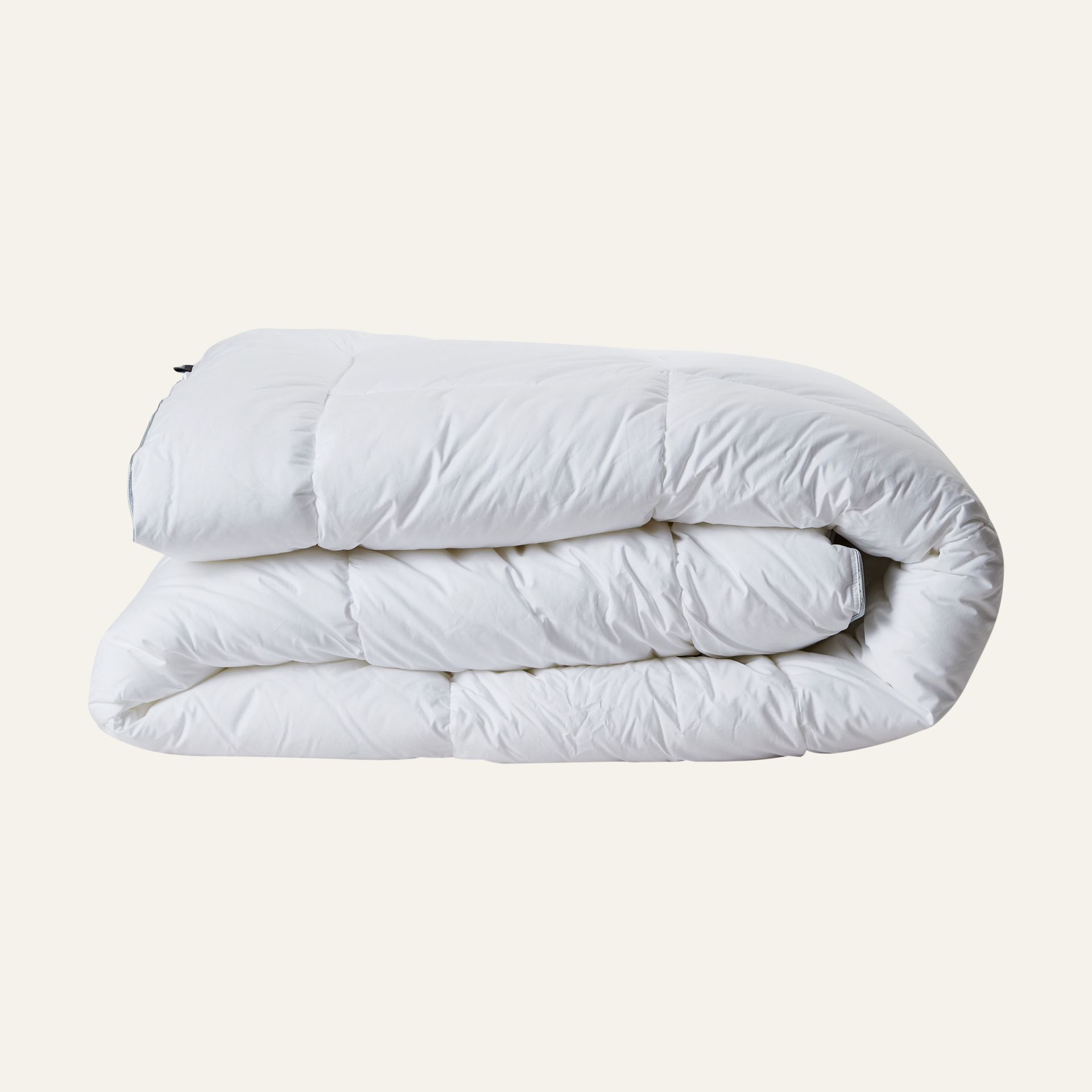 Keskmise soojusega sünteetiline tekk valge - 230x220 cm valge - 1